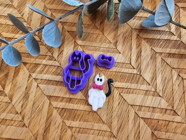Cortador Gatito Fantasma con Lazo