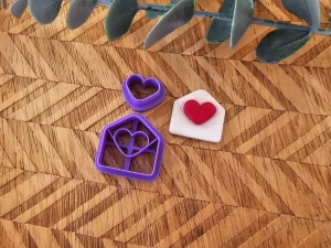 cortador sobre de amor abierto